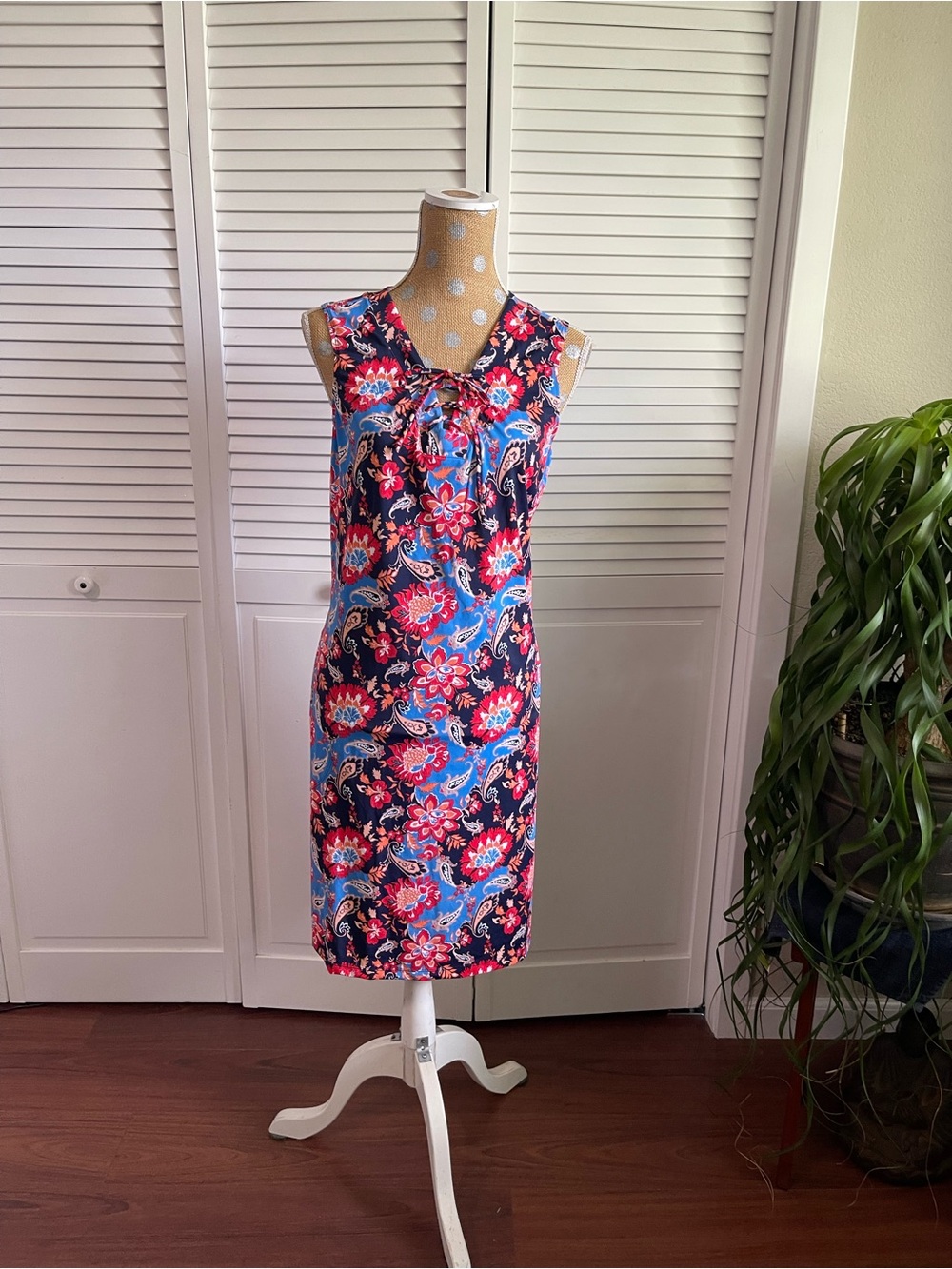 Denim & Co. Beach Lace-Up Neckline Cover Up Dress  Red Shibori pattern Sz M